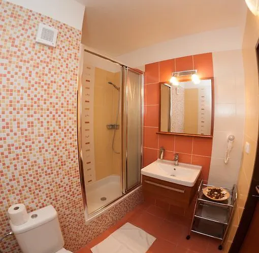 Radejov Отель Knezdub