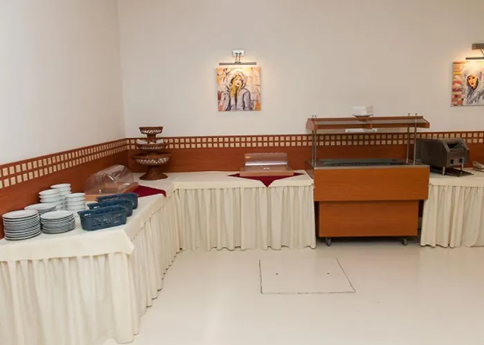 Отель Radejov 3*